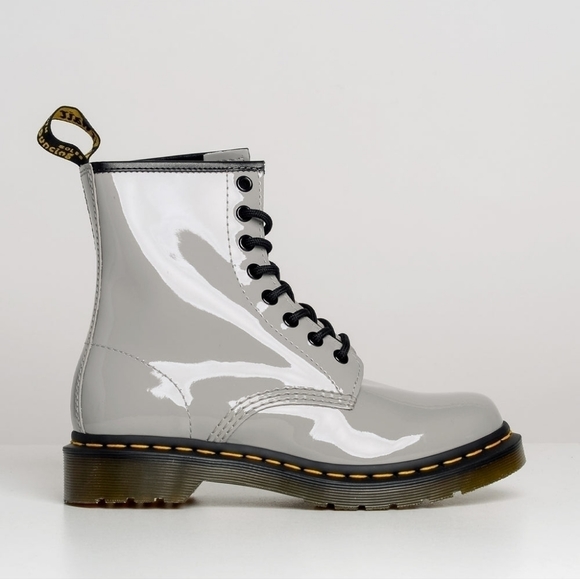 Dr. Martens grey patent leather. Size 7!! - Picture 2 of 6